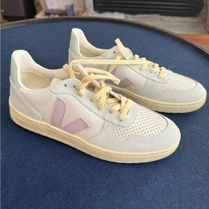 Veja Cream Leather Sneakers with Lilac V and Pale Yellow Laces
